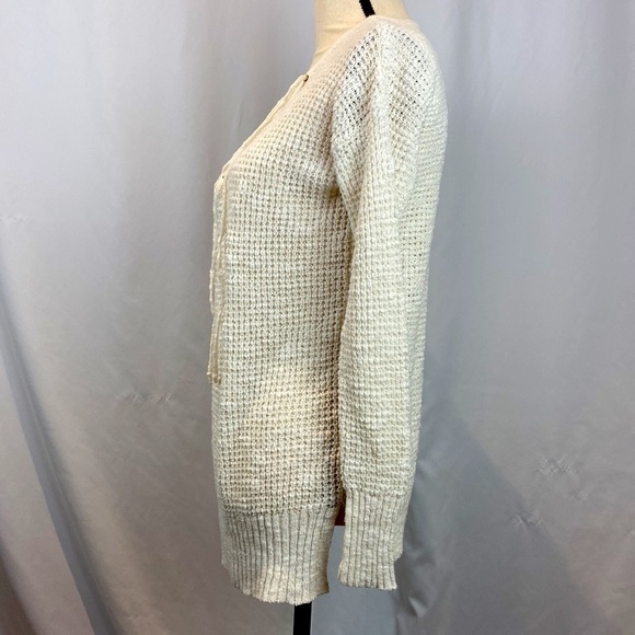 Ivory color American eagle outfitter lace up front long sleeve sweater medium - Picture 2 of 8
